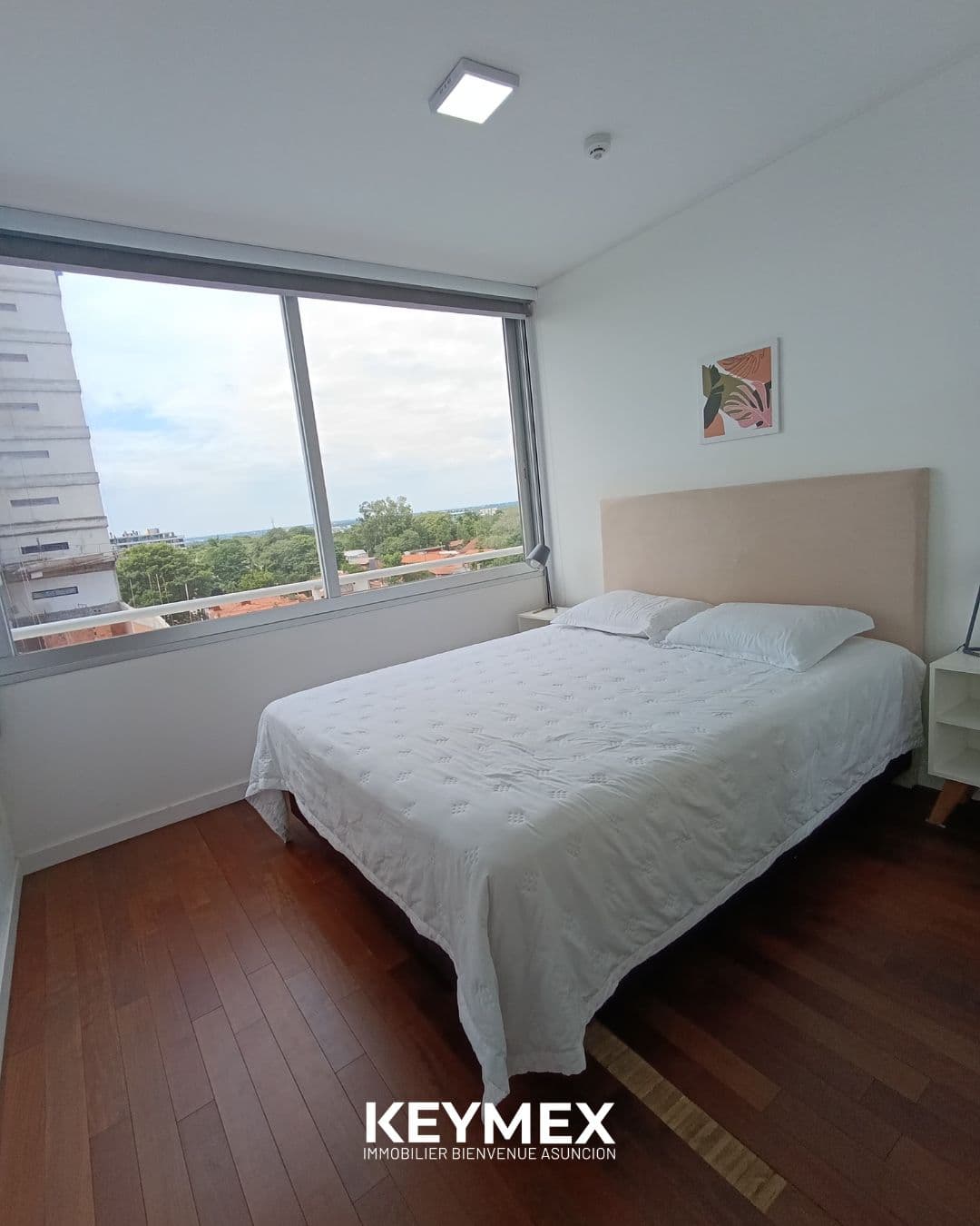 En venta 1 dormitorio en sky tower amoblado — foto 4