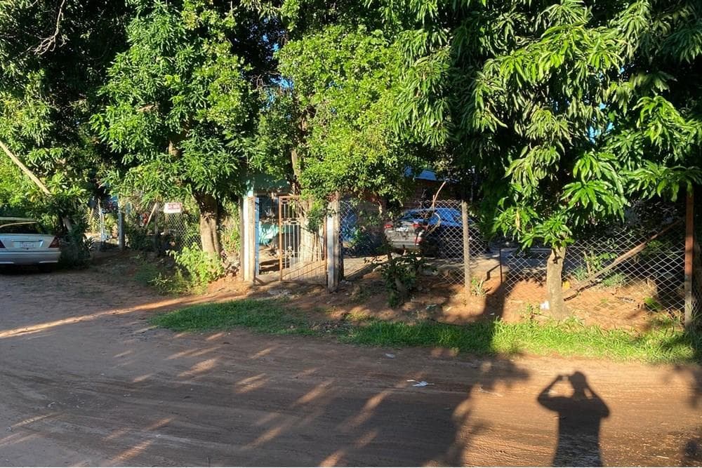Terreno en Ñemby: Tu Futuro en 360 m², foto 2