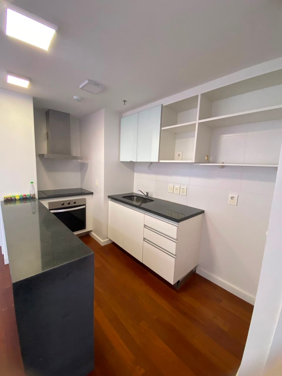 Departamento de 2 habitaciones en barro ycua sati, foto 3