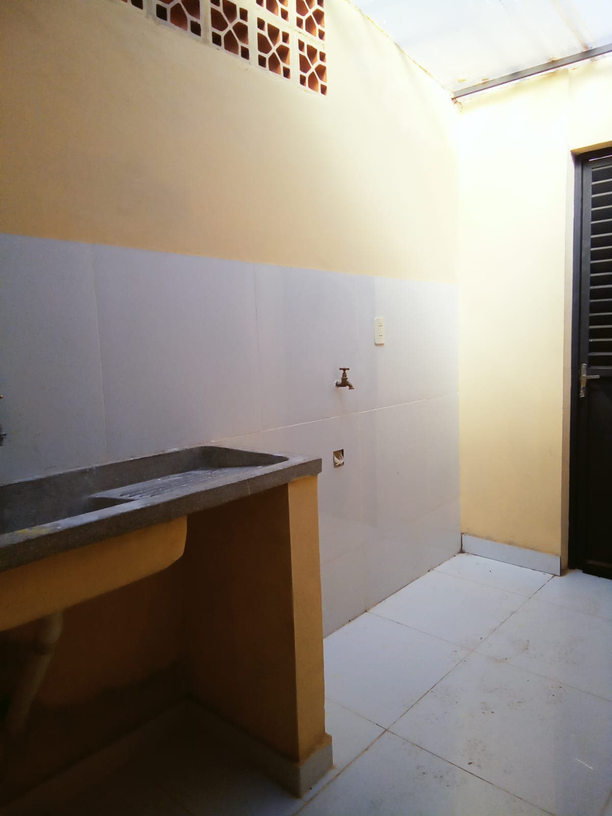 Casa De 2 Dormitorios- Zona Super 6 Lambaré, foto 3