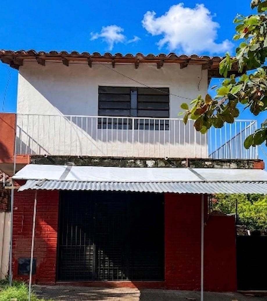 Casa con salon comercial en lambare, foto 2