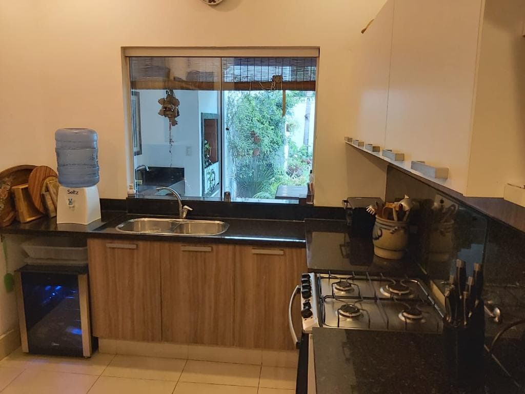 Alquiló casa pareada Moderna Zona Mburucuya, foto 2