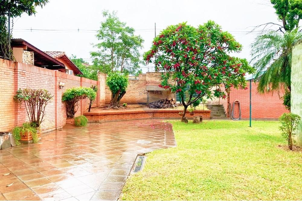 Vendo terreno de 500 m² en bo. Kennedy-Lambaré