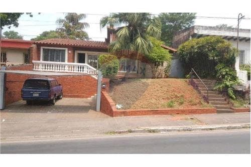 Casa de 6 Dorm. y Piscina sobre Av. Félix Bogado - Terreno de 600 m2, foto 4