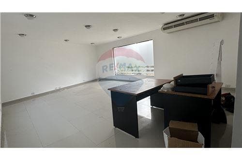 Oficina alquiler barrio Carmelitas — foto 4