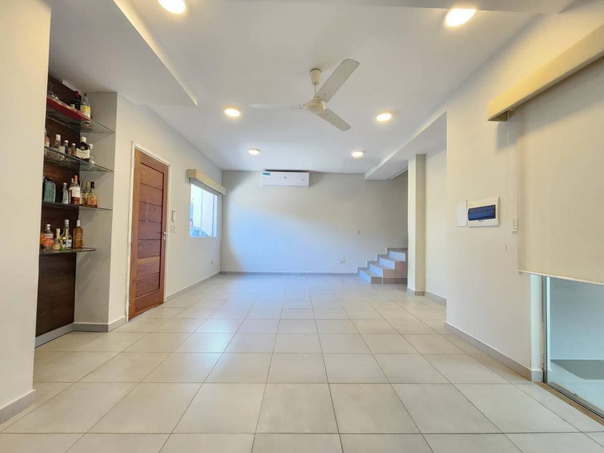 Duplex - zona yacht, foto 2