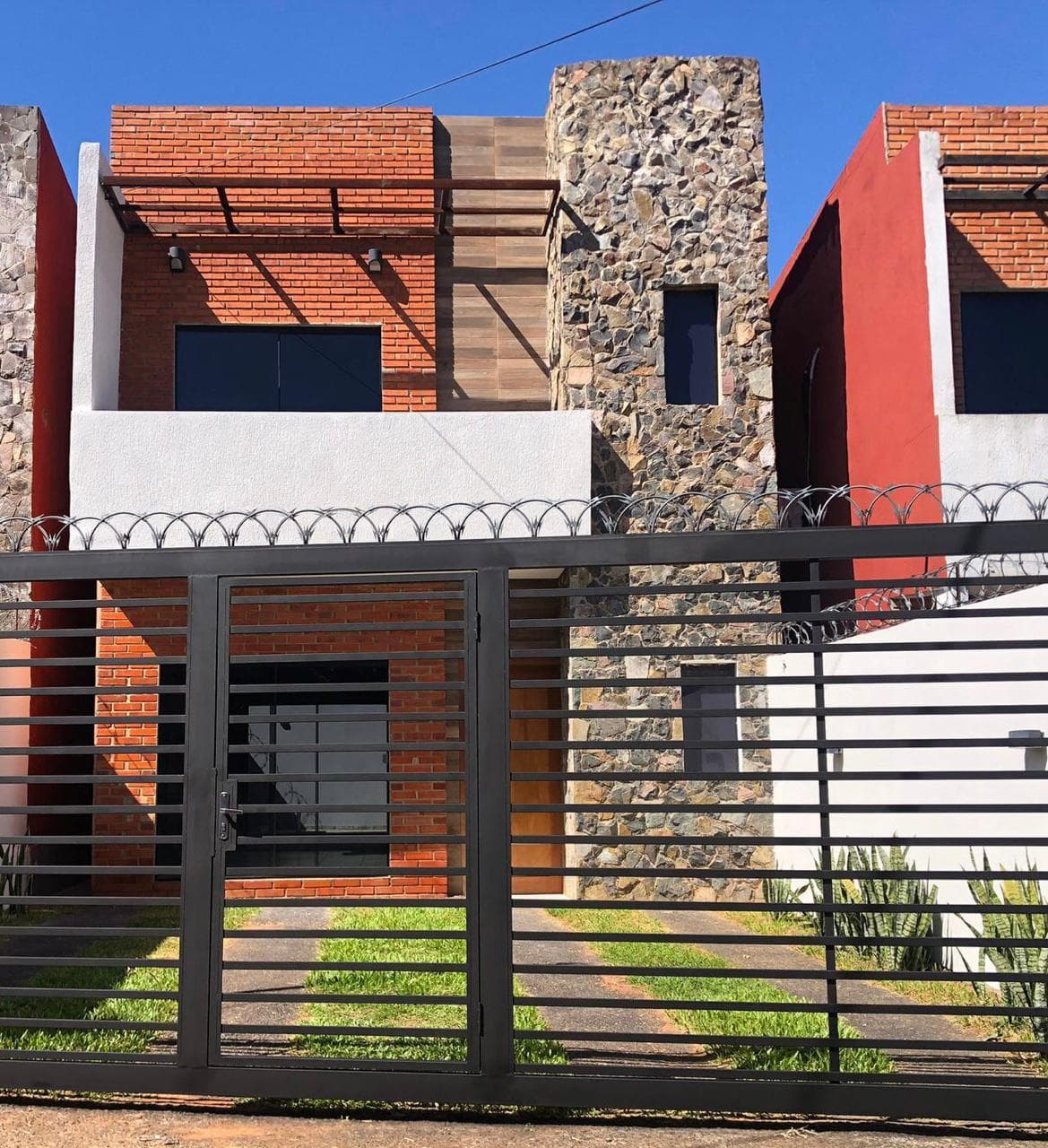 Dúplex en venta en Capiatá – ruta 1 km 15