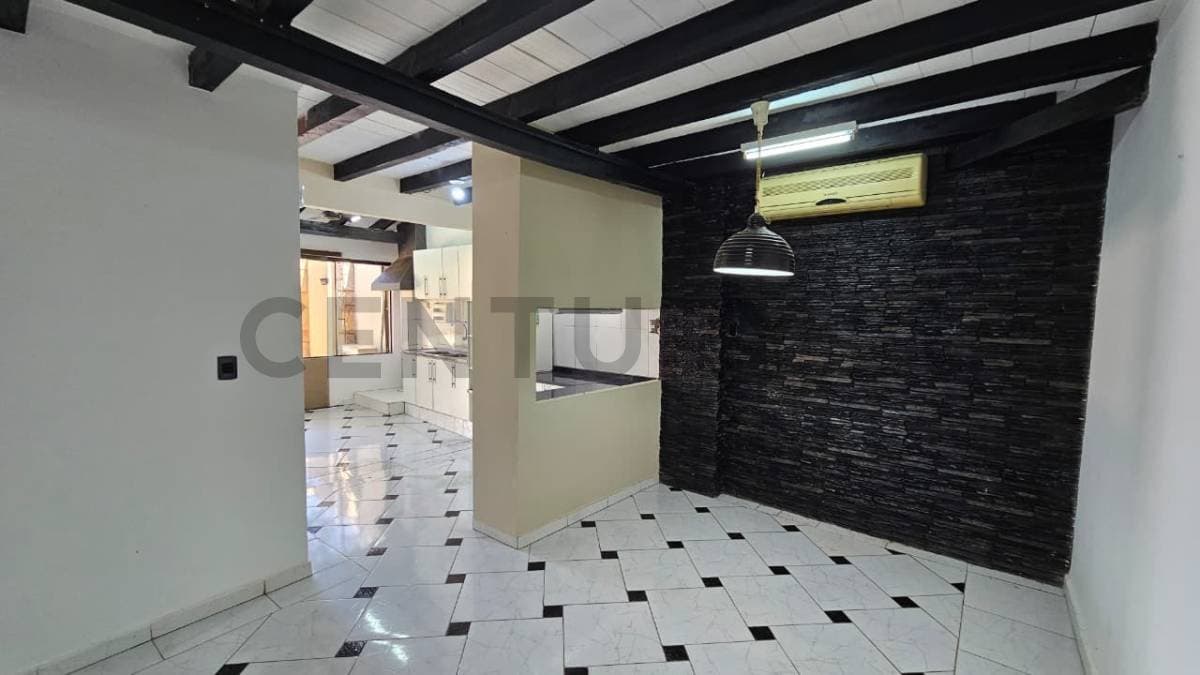 Duplex de 3 habitaciones en barrio san vicente, foto 2