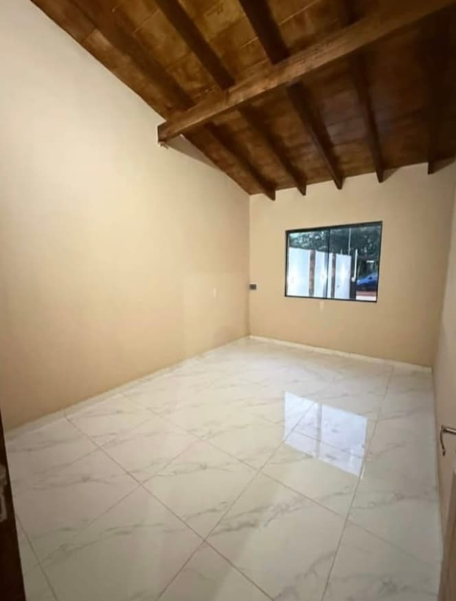 Chalet en Ñemby- Zona Centro, foto 2