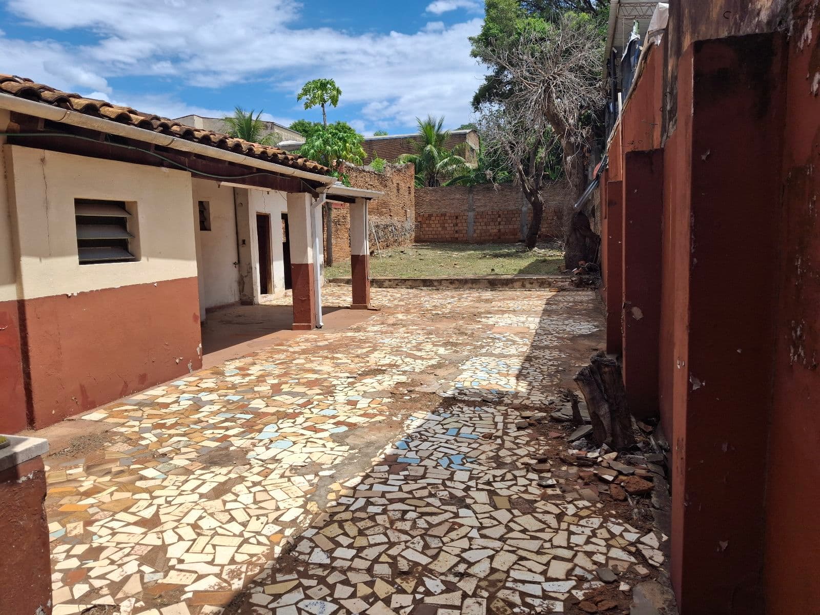 Terreno Con Casa A Refaccionar O Demoler — foto 4