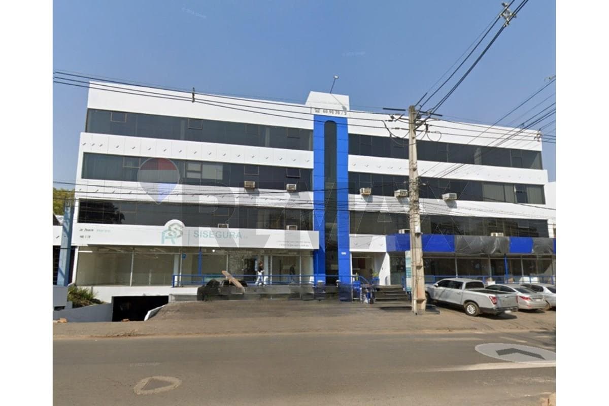Oficina sobre avda. Rca. Argentina, foto 3