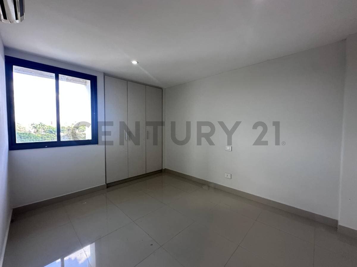 Departamento de tres dormitorios más área de servicio en moravia, foto 3