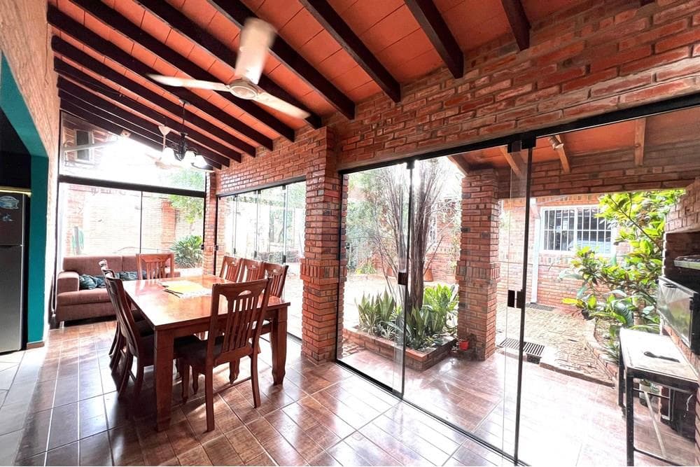Casa - Venta - Paraguay Central Luque, bellísimo hogar para tu futuro!, foto 4