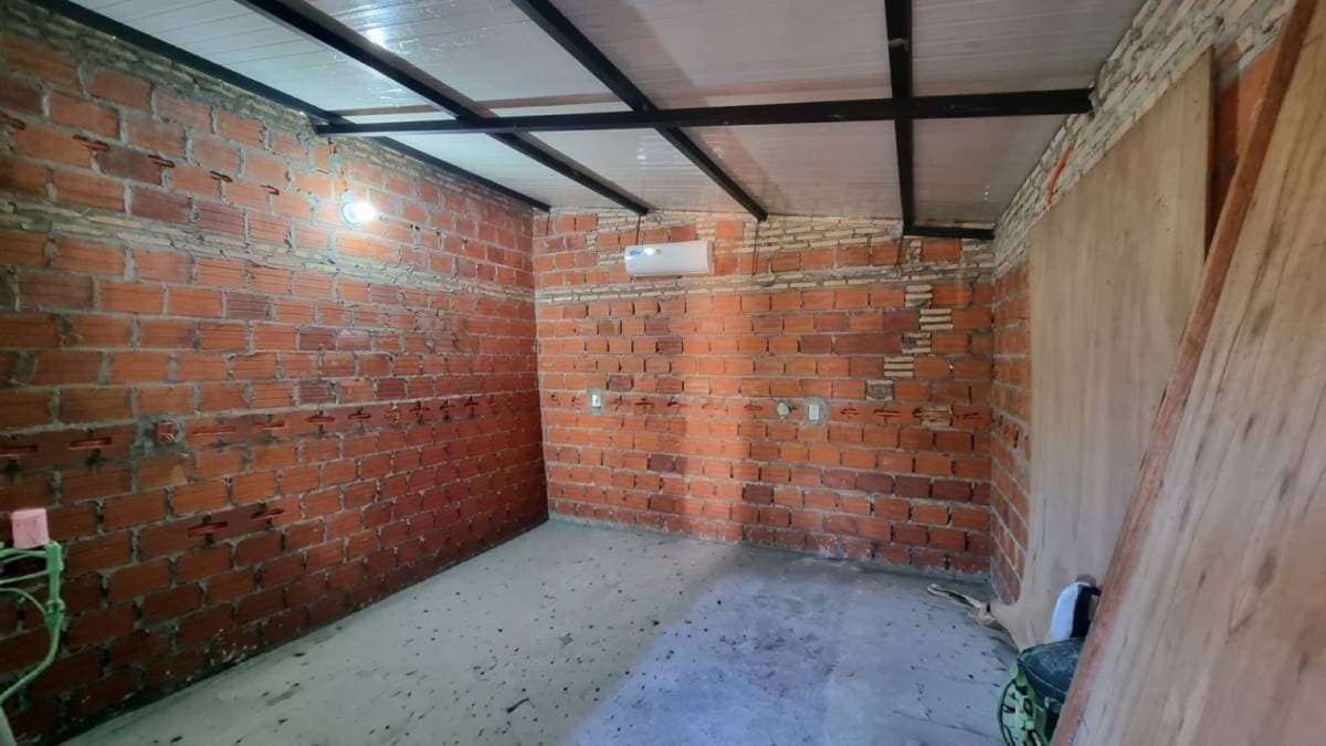 De terreno mas pequeña construccion en mora kue Luque, foto 5