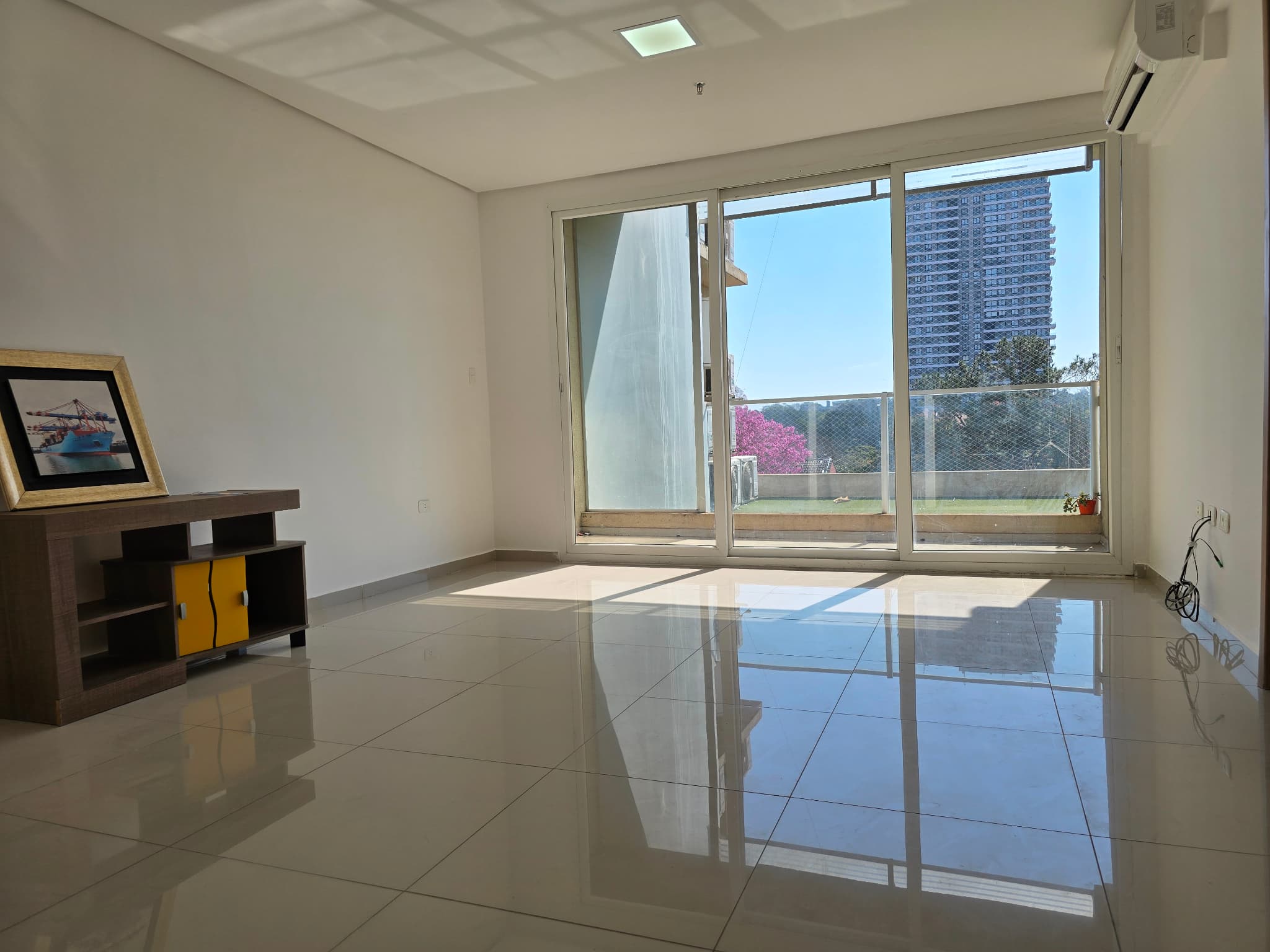 Depto + cochera - a precio de oferta - sobre santisima Trinidad — foto 3