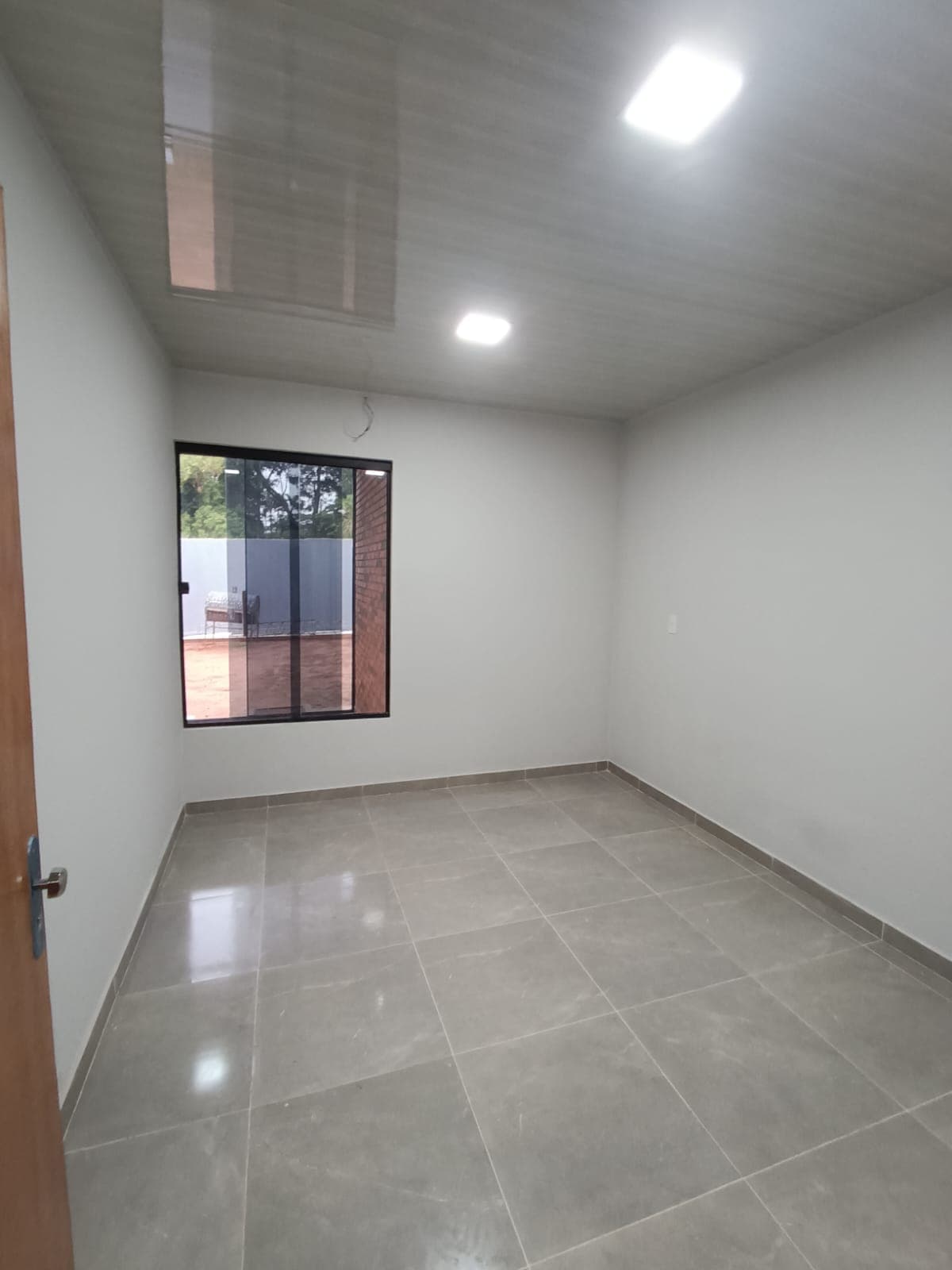 Chalet moderno a estrenar Ñemby – zona club cristóbal colón, foto 2