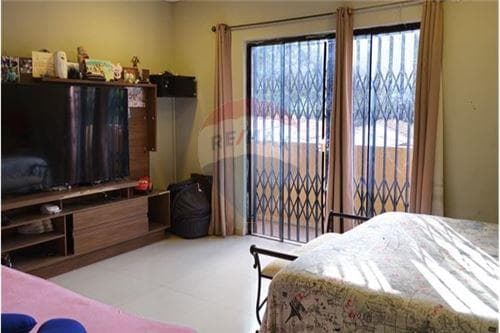 Casa - Venta - Fernando de la Mora, invirte en un hogar cómodo!, foto 3