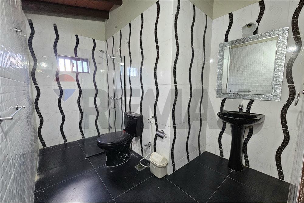 Moderna residencia de 2 niveles - barrio mbokayaty, foto 3