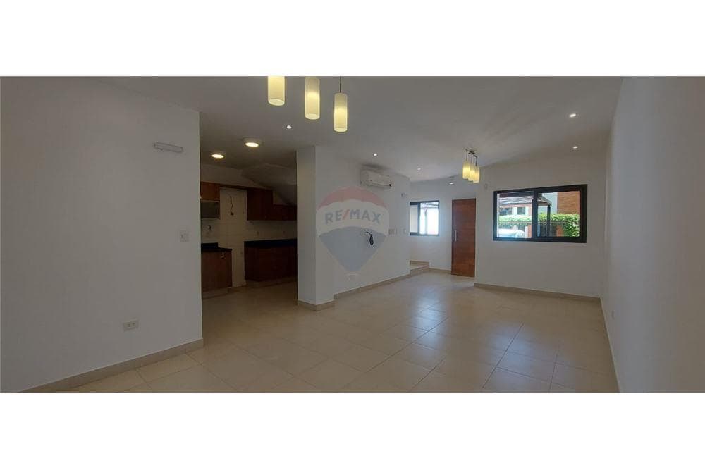 Duplex en Condo Zona U.C.A.- Alfa College — foto 3