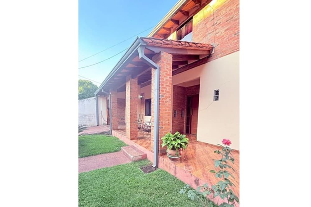 Casa con Piscina y Amplio Patio en Lambaré (Villa Virginia) cerca de SEK, foto 3