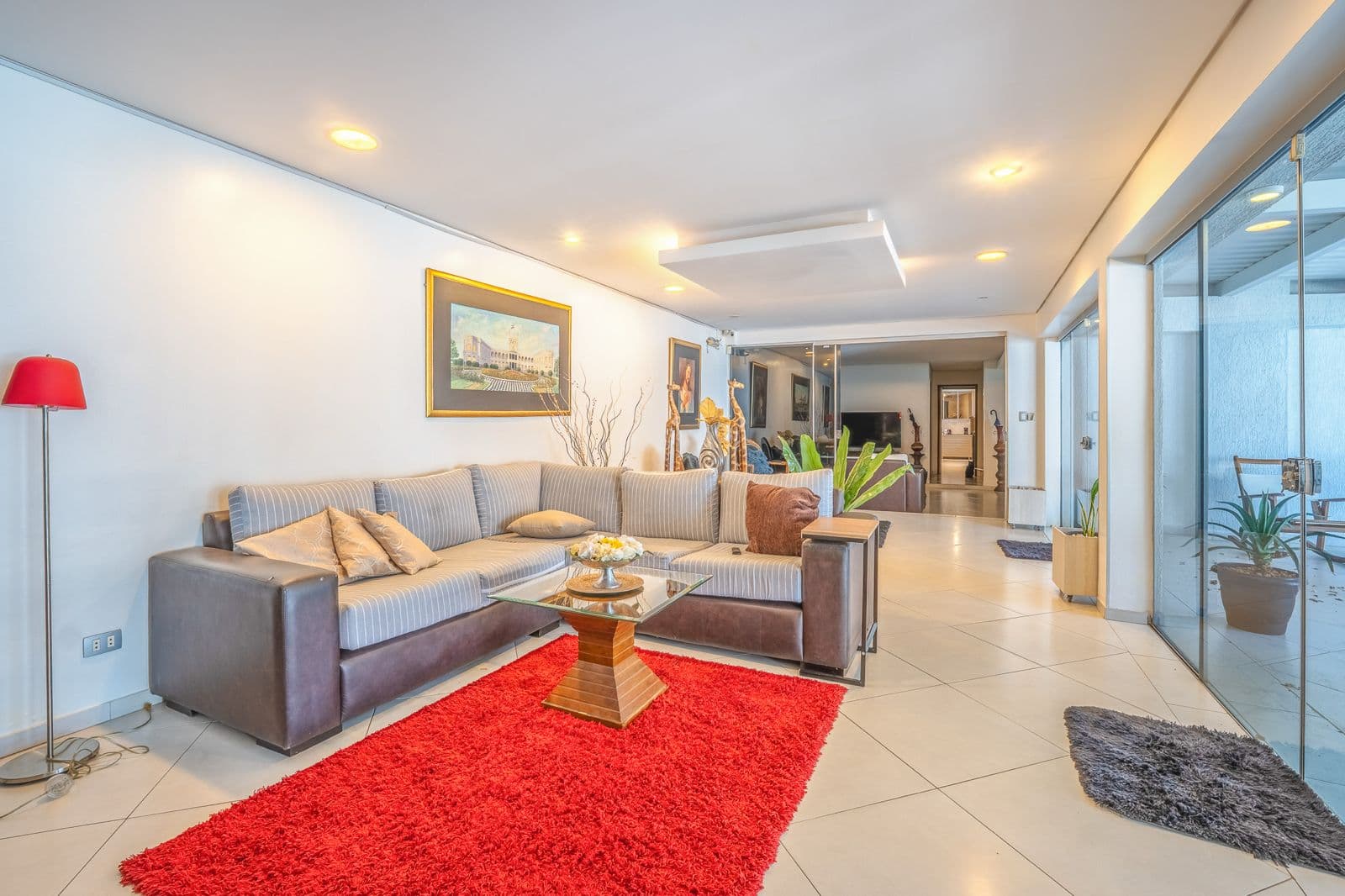 Residencia En Lambare Barrio Panambireta, foto 5