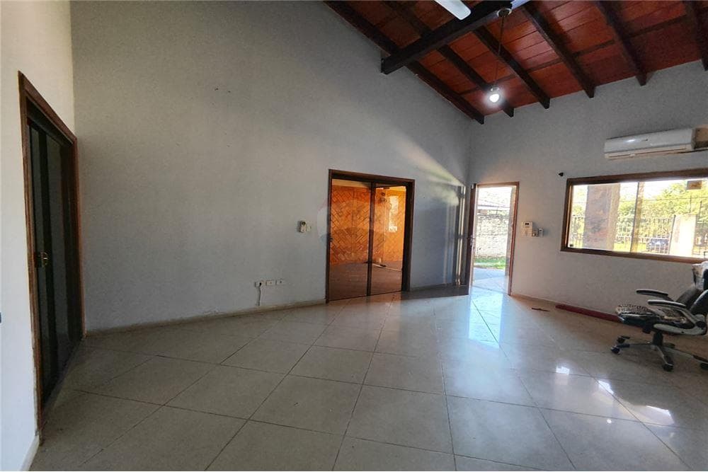 Casa - Alquiler - Paraguay Asunción Loma Pytá, foto 4