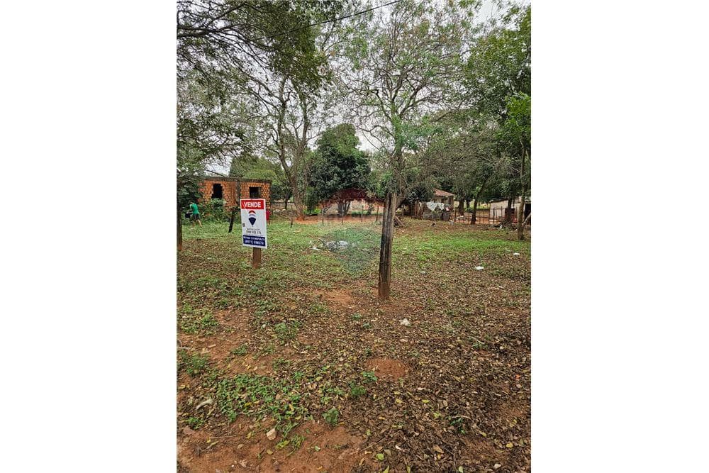Terreno Amplio Y En Excelente Ubicacion En Luque — foto 2