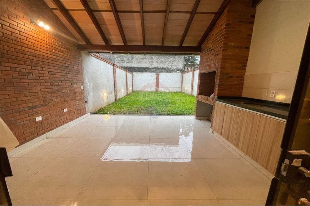 En venta elegante duplex en Villa Elisa a estrenar, foto 3