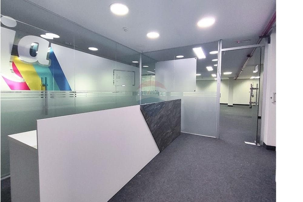 De oficina corporativa en ycua sati — foto 5