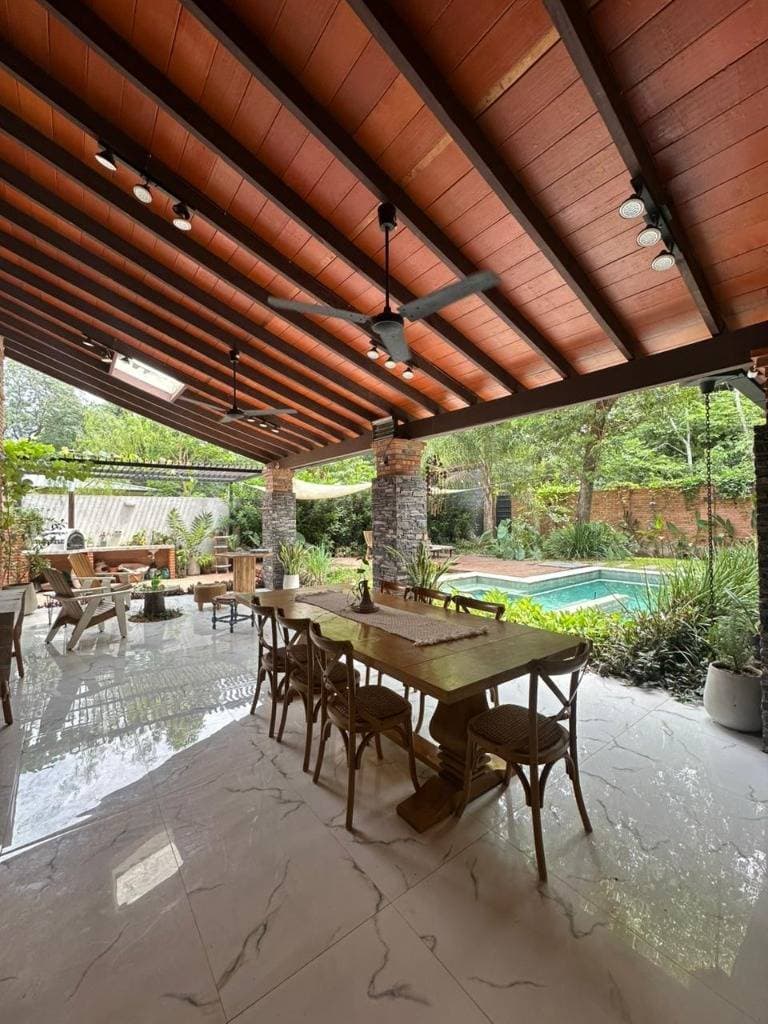Casa amoblada con 4 dormitorios en suite en San Bernardino — foto 4