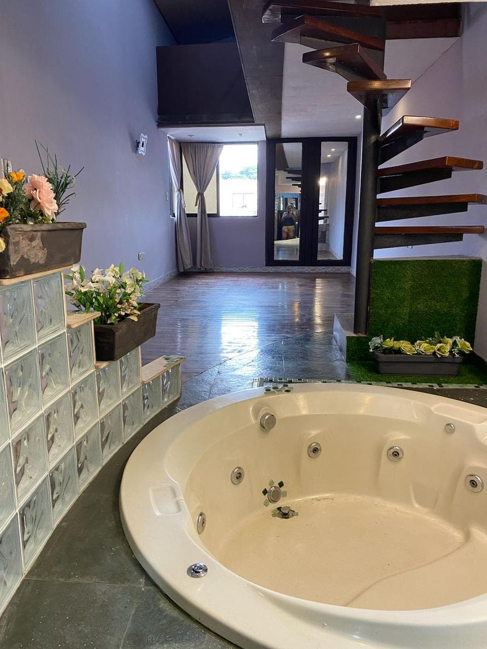 Hermosa y amplia casa con Piscina en Alquiler ???? — foto 5