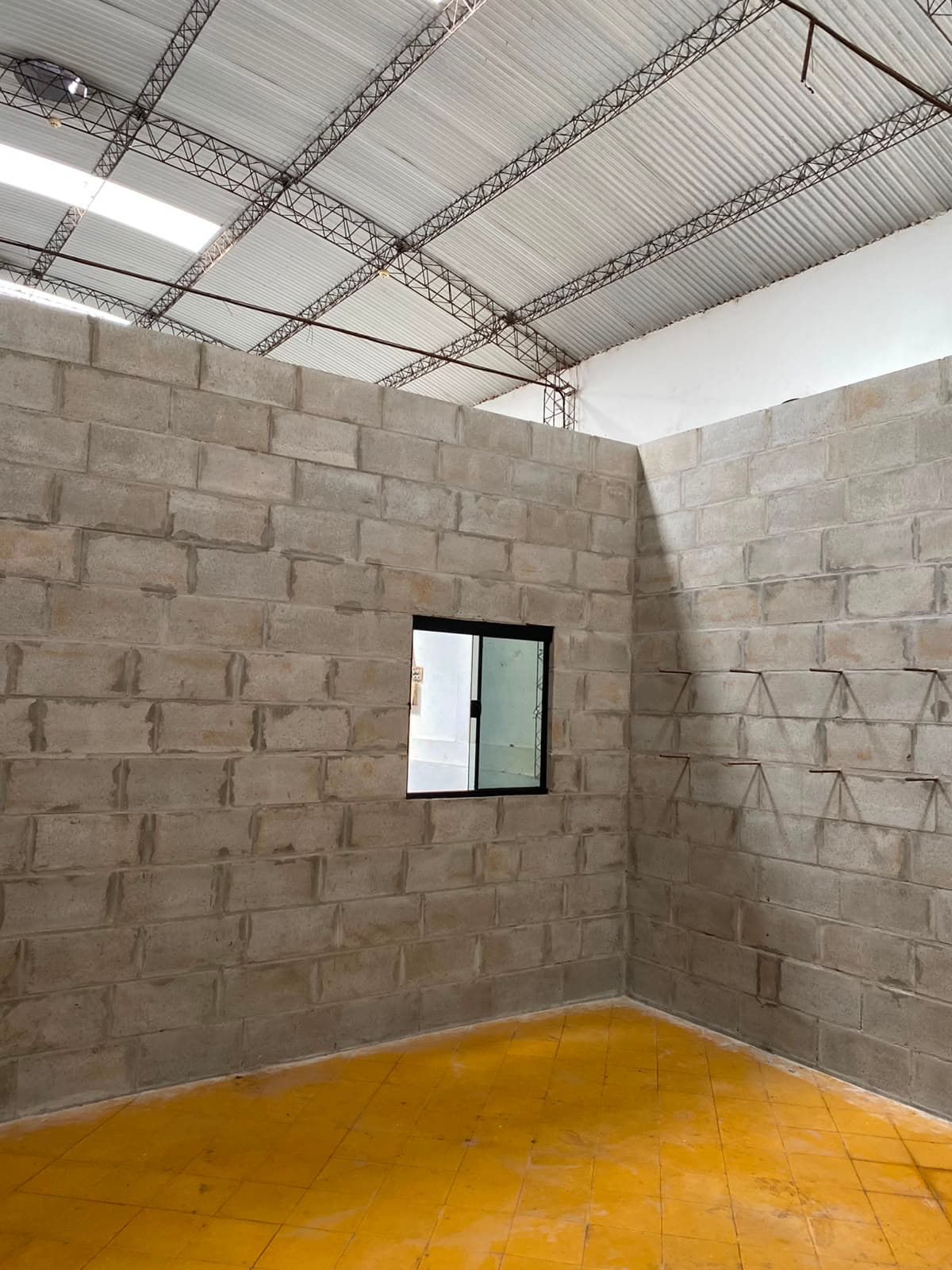 De deposito en barrio obrero, foto 4