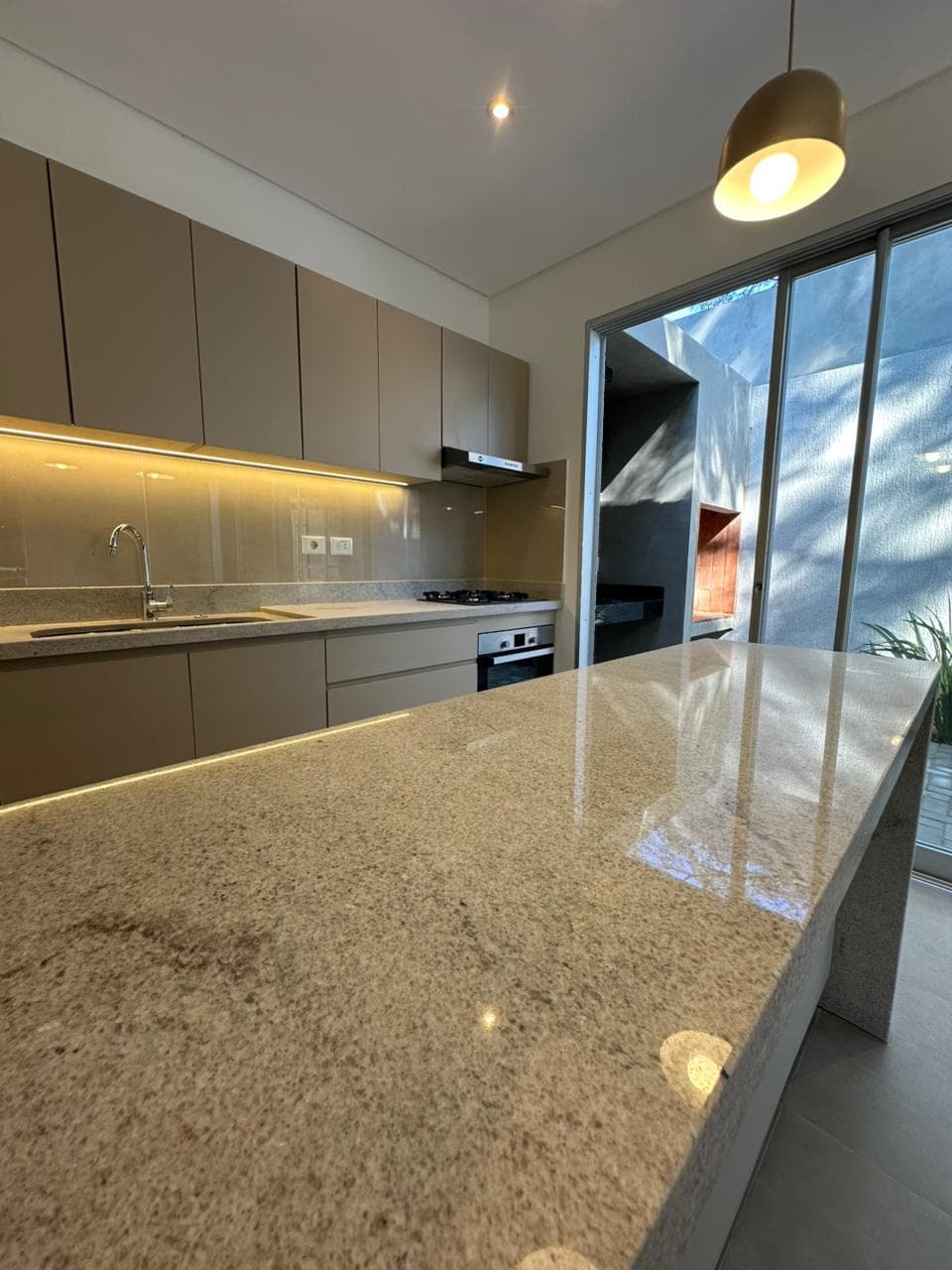Casa En Venta - Zona Aeropuerto!, foto 3