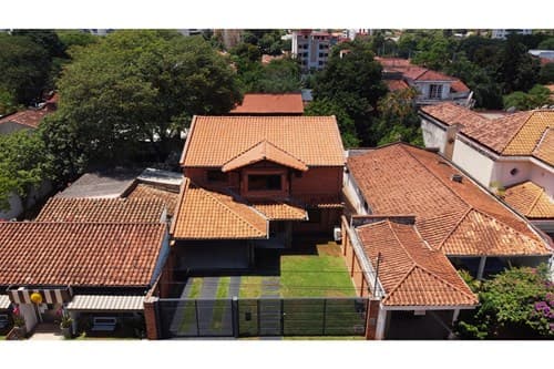 Residencia en venta en Las Lomas