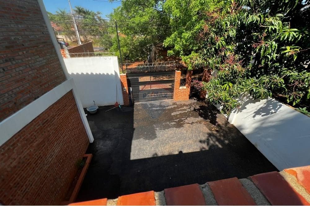 Casa en venta Aregua