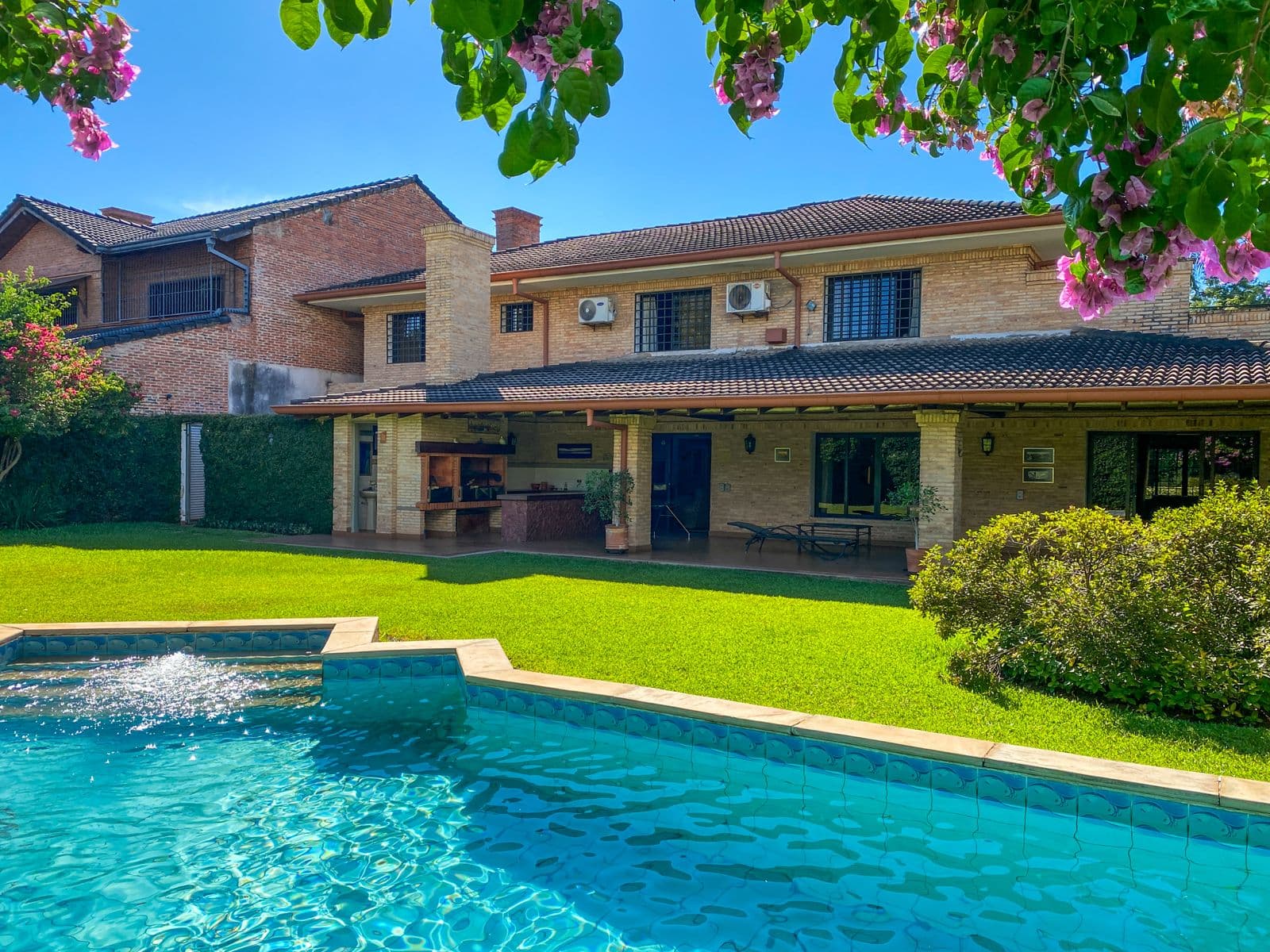 Exclusiva – Casa en Las Lomas, Asunción, foto 4