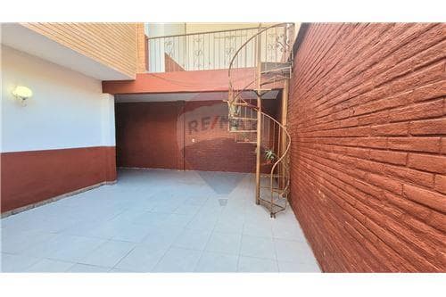 Casa-Venta-PY Central Lambaré Palomar COD.133, foto 2