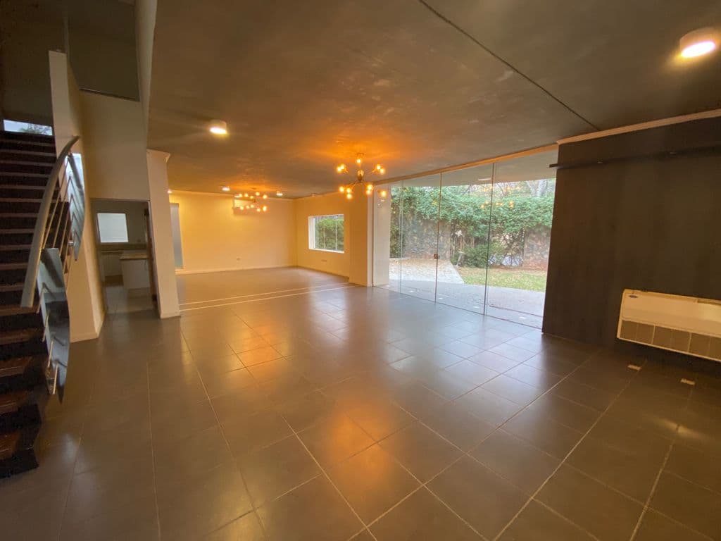 Se Alquila Casa de 3 Dormitorios en Suite, en Condominio, foto 4