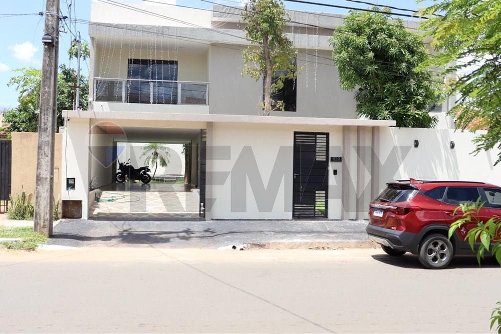 Casa en alquiler - Luque, foto 1