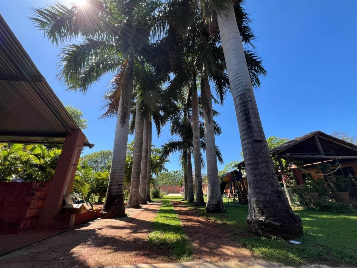 Alquilo hermosa y amplia casa quinta en Capiatá