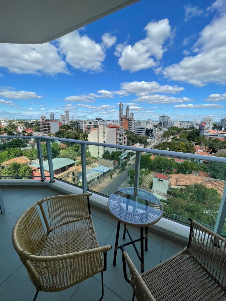 A metros del shopping del sol, en venta departamento de 1 dorm. Amoblado, foto 2