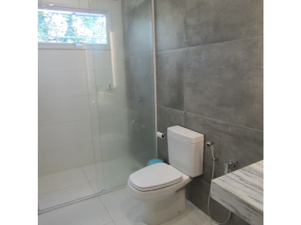 Casa de 4 dormitorios en suite en San Bernardino (temporal), foto 4
