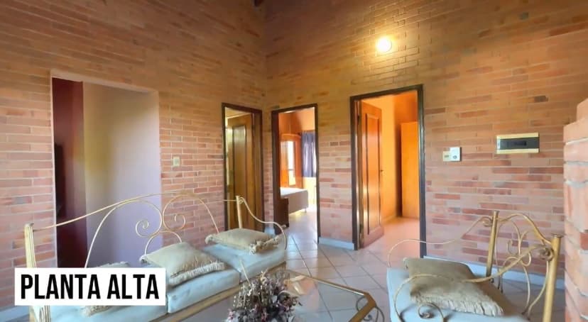 hermosa Residencia en Aregua, foto 3