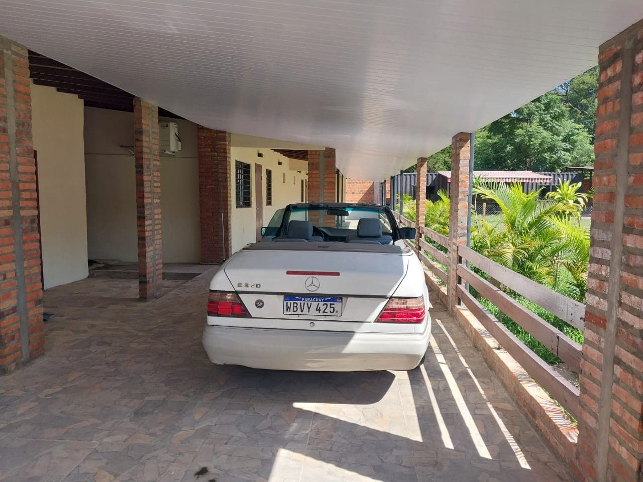 San Bernardino. Puerta Del Lago Casa Moderna-1600 M2, Const: 650 M2 — foto 5