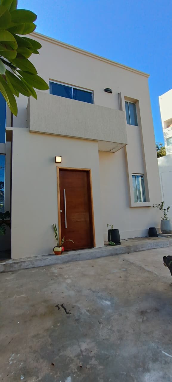 En venta hermosa Casa tipo Duplex Zona Yacht, foto 4
