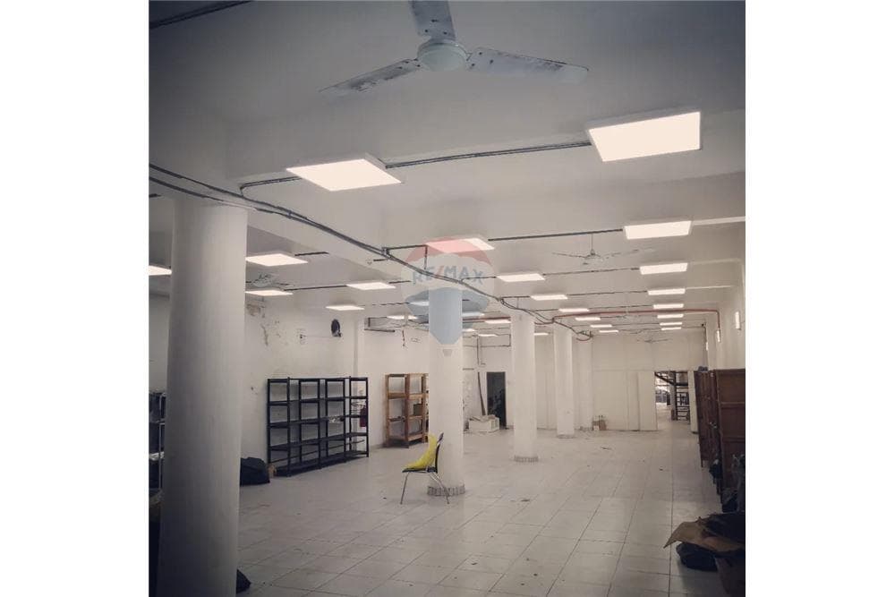 Amplio local comercial en San Lorenzo, foto 3
