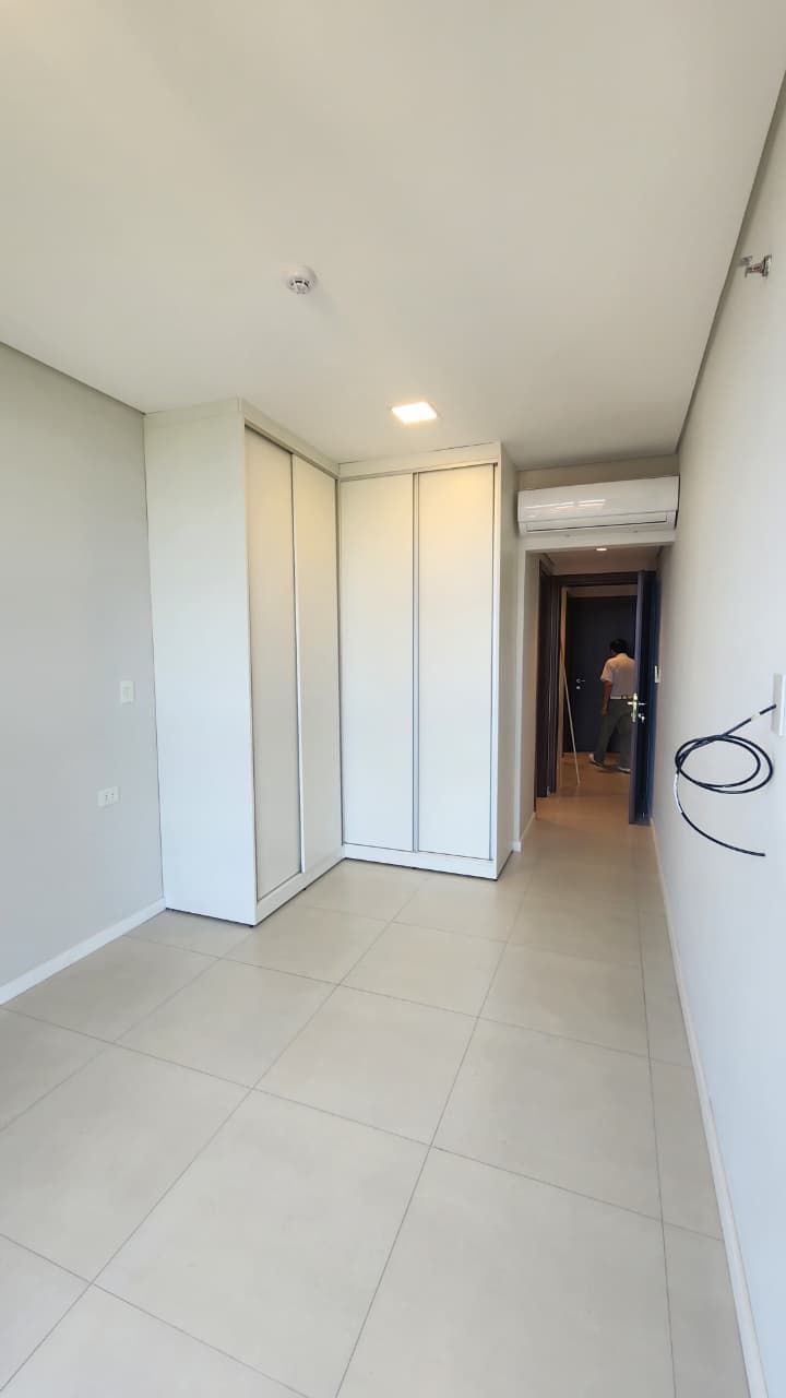 En alquiler Departamento de 2 Dormitorios en Villa Morra, foto 5