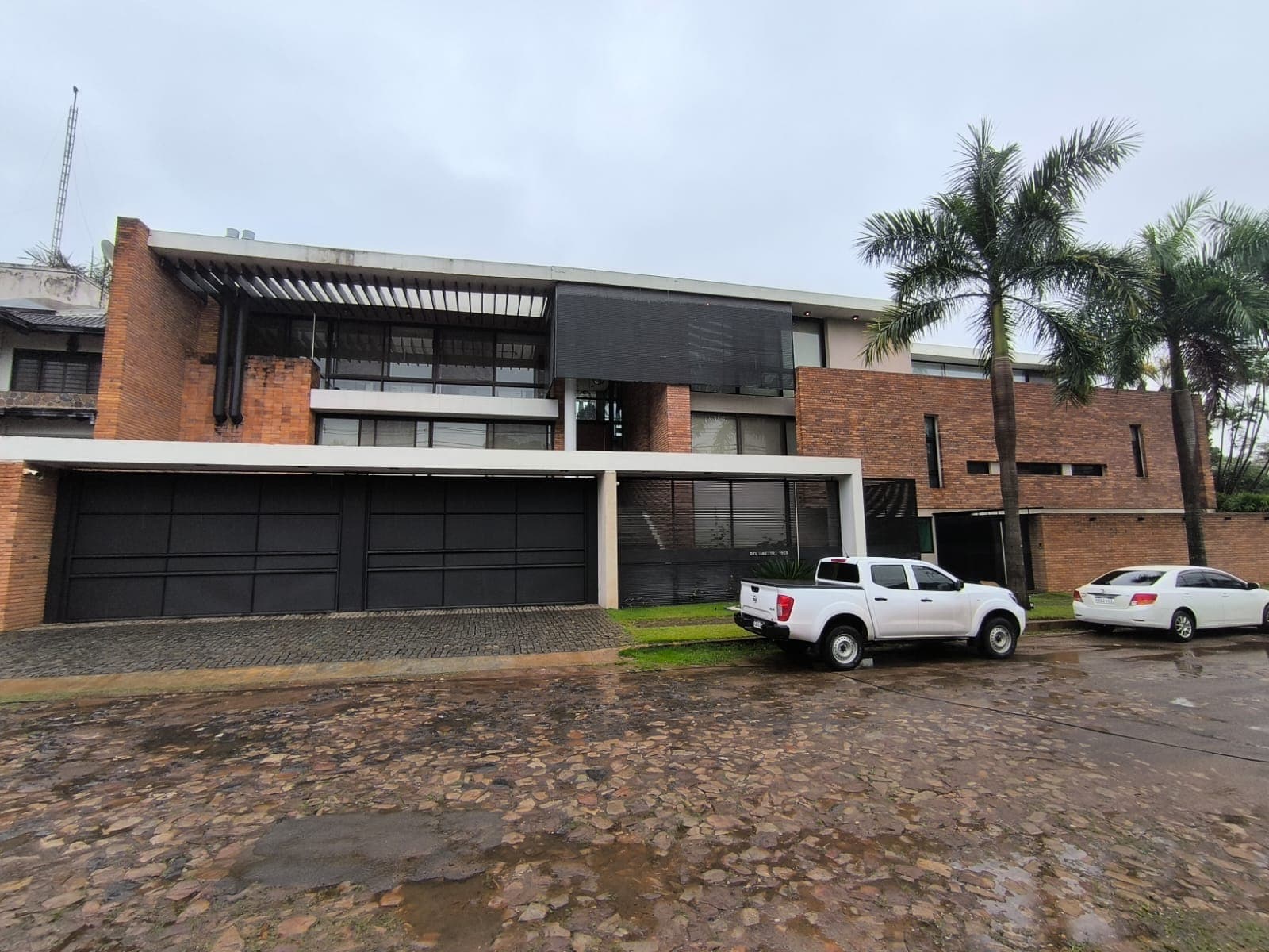 En Alquiler Exclusiva Residencia De Lujo En Villamorra, foto 1