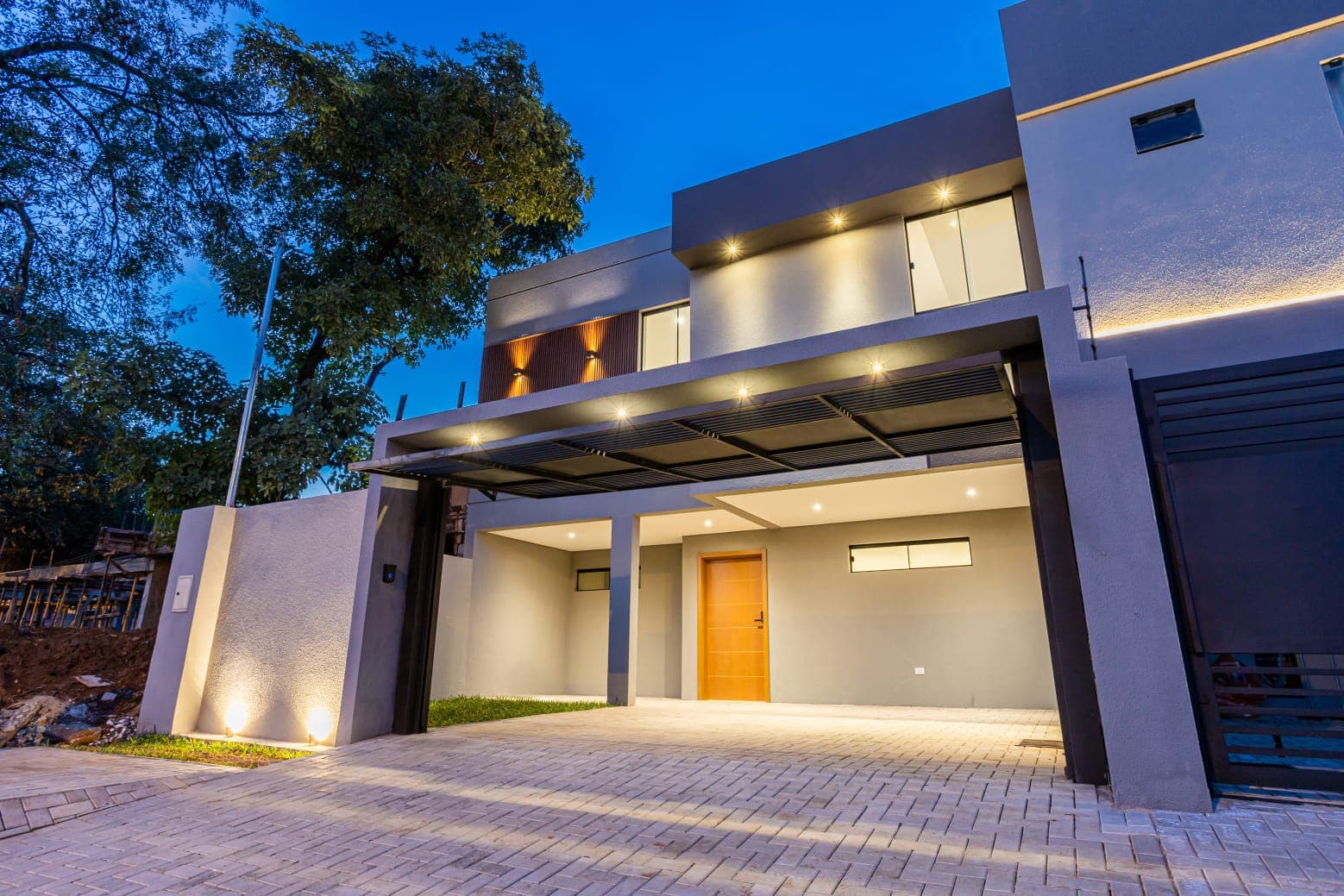 Vendo Duplex A Estrenar Zona Plaza Madero - Luque
