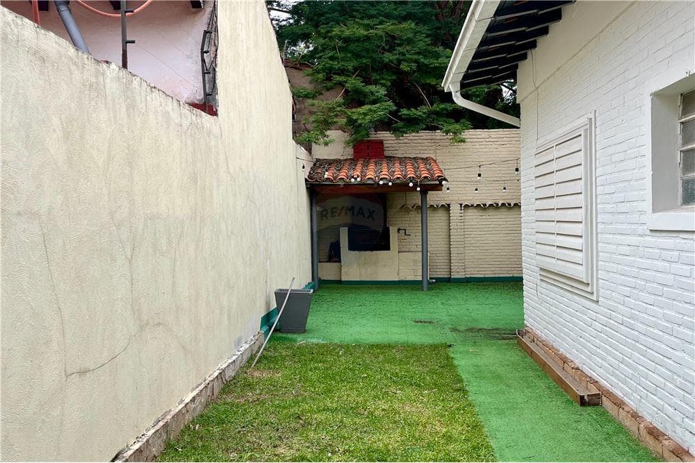 Casa - Alquiler - Paraguay Asunción Las Mercedes, foto 4